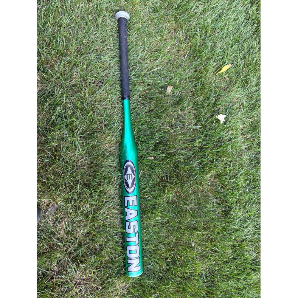 Easton Cyclone Fastpitch Softball Bat SK32B 32in 24oz -8 Green Aluminum Alloy